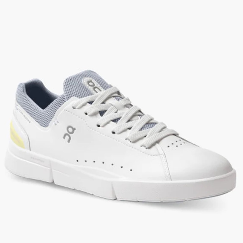 Womens On Running The Roger Advantage size 8